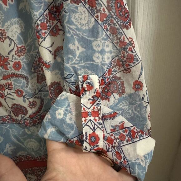 💥Daniel Rainn Gleeson Tab Sleeve Pleated Front Blue Red Floral Popover Blouse M - Picture 6 of 14